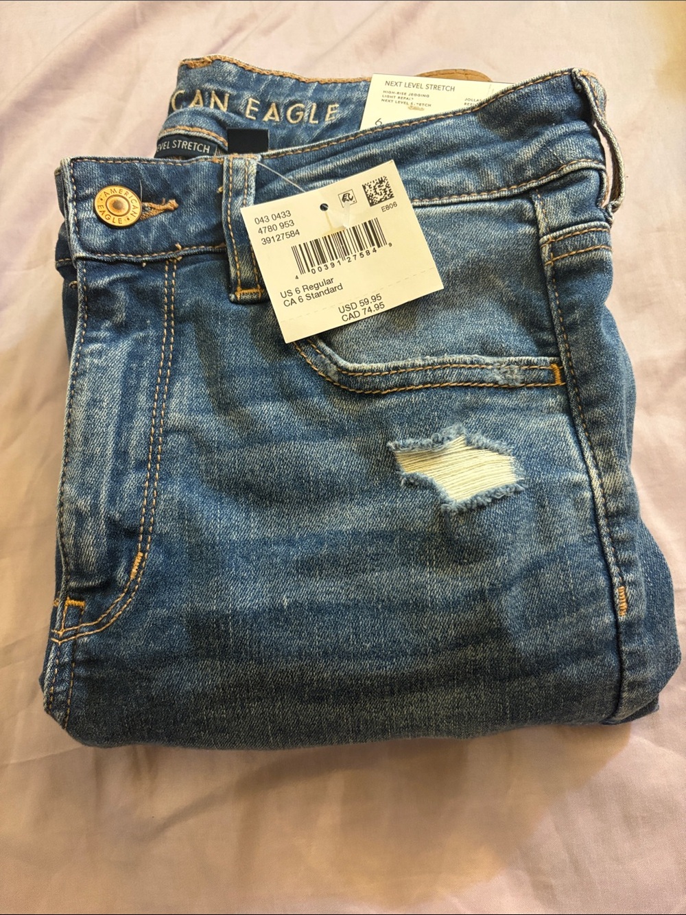 American Eagle Outfitters Medium Blue Distressed Women’s Jeggings